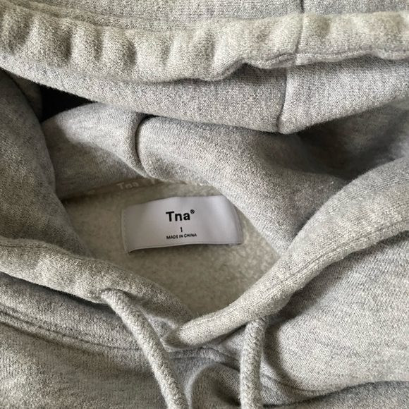 Cropped cozy fleece tna bf hoodie! - Picture 2 of 2